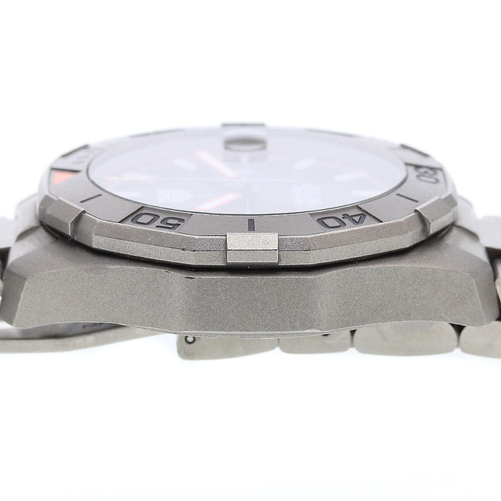 TAG Heuer Way208F.BF0638 Aquaracer Bamford Date Limited Edition of 1500 Pieces Worldwide Automatic Men's Watch Excellent Condition with Warranty.