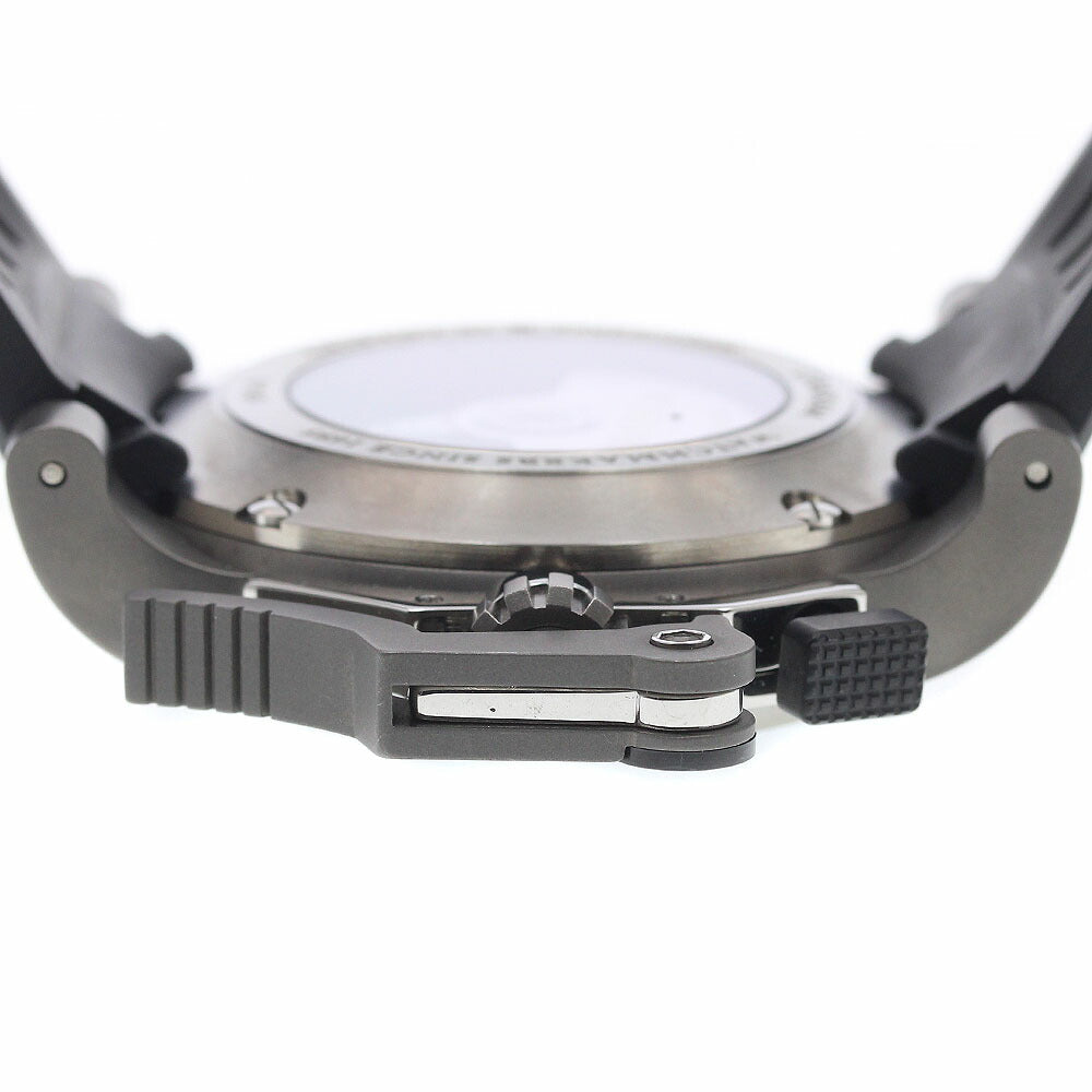 GRAHAM 2OVKT.B45A Chronofighter Oversize Chronograph Automatic Men's Watch Excellent Condition with Box and Warranty.