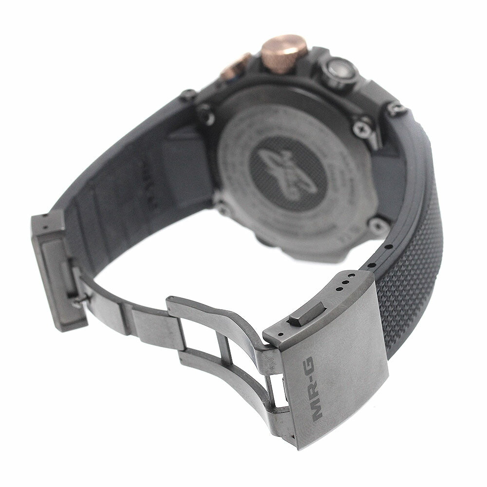 CASIO MRG-B2000R-1AJR MR-G Kachi-iro (Winning Color) Bluetooth Day-Date Solar Radio-Controlled Men's Watch Excellent Condition with Box and Warranty.