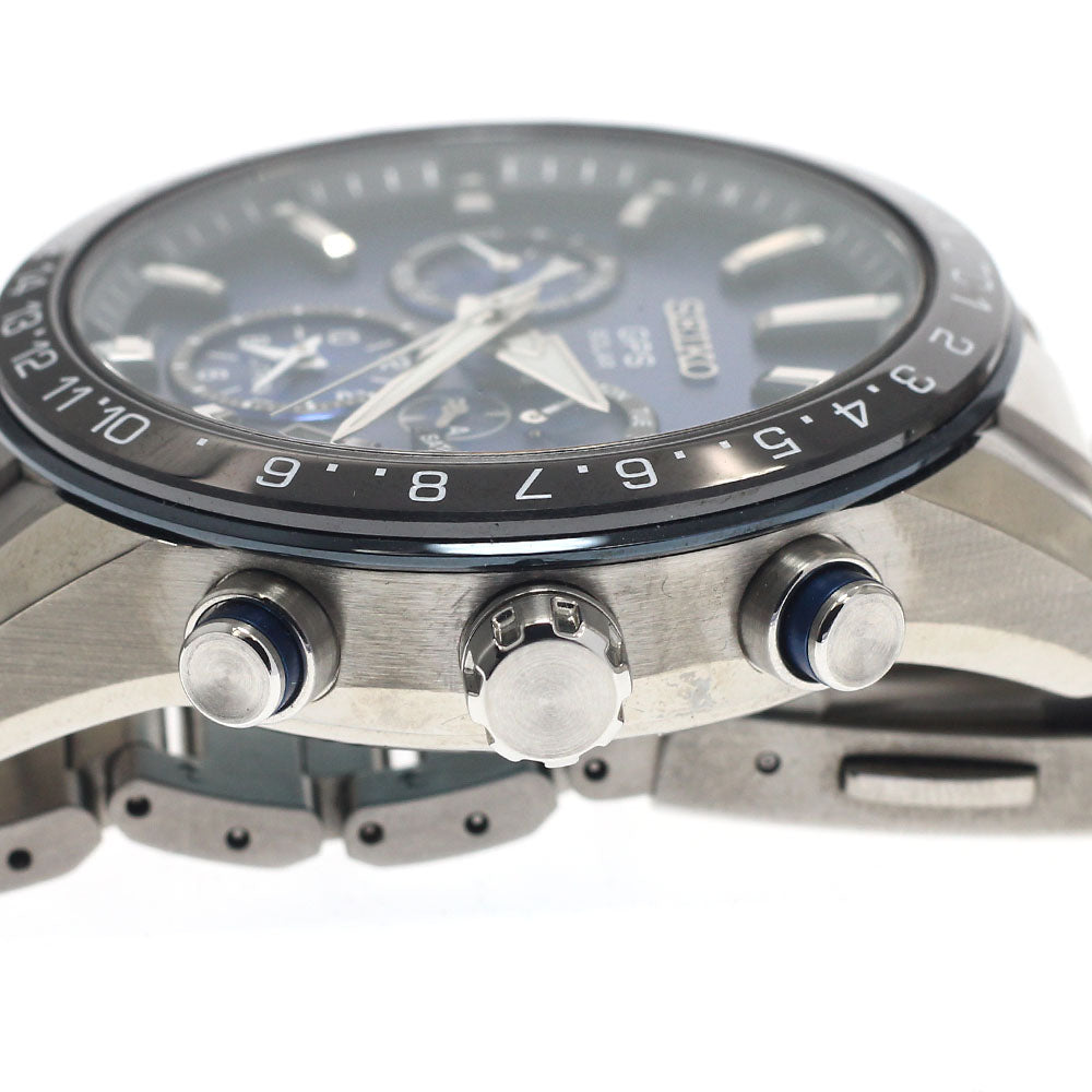 SEIKO SBXC015/5X53-0AE0 Astron Day-Date Solar Radio-Controlled Men's Watch Excellent Condition with Box and Warranty.
