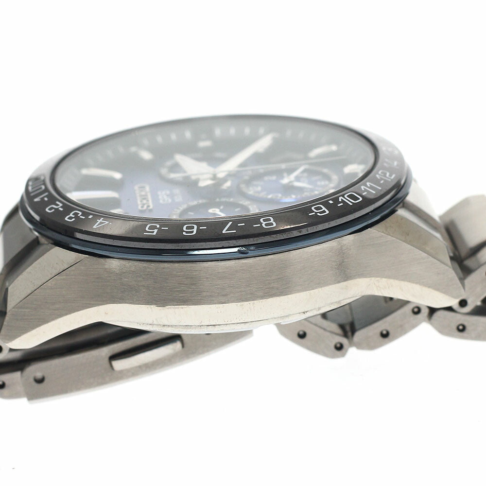 SEIKO SBXC015/5X53-0AE0 Astron Day-Date Solar Radio-Controlled Men's Watch Excellent Condition with Box and Warranty.